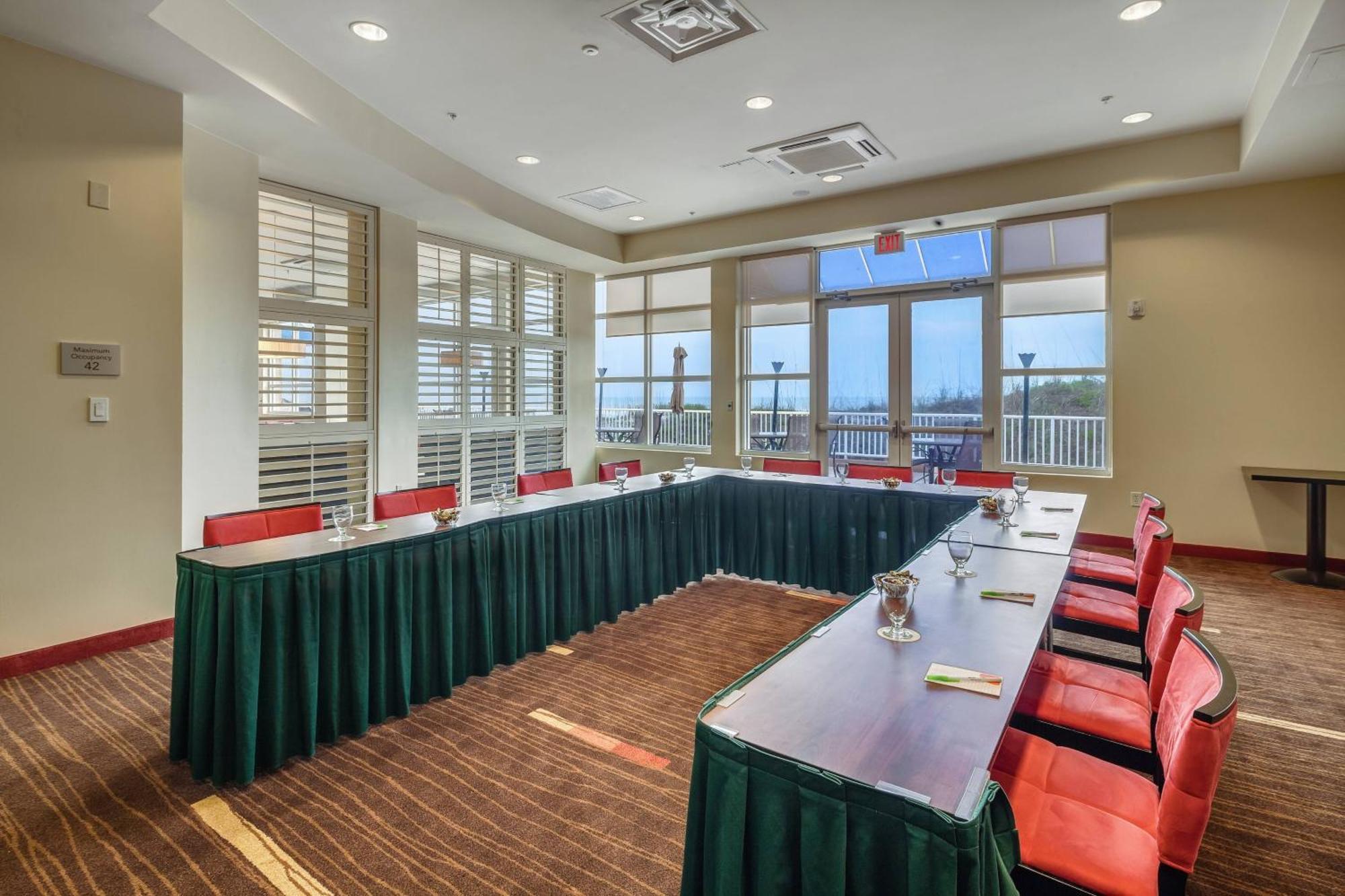 Courtyard By Marriott Jacksonville Beach Oceanfront Exterior foto