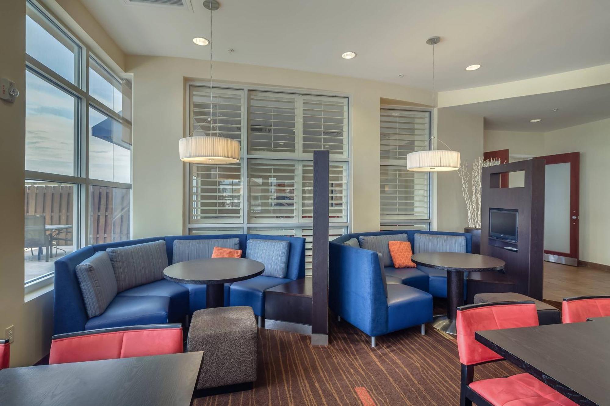 Courtyard By Marriott Jacksonville Beach Oceanfront Exterior foto