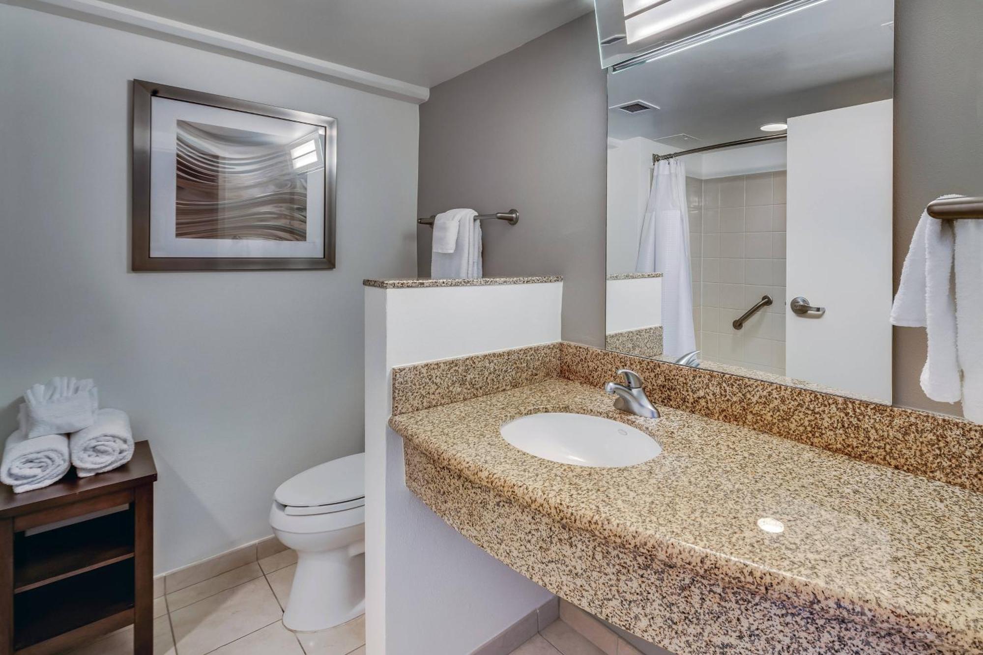 Courtyard By Marriott Jacksonville Beach Oceanfront Exterior foto