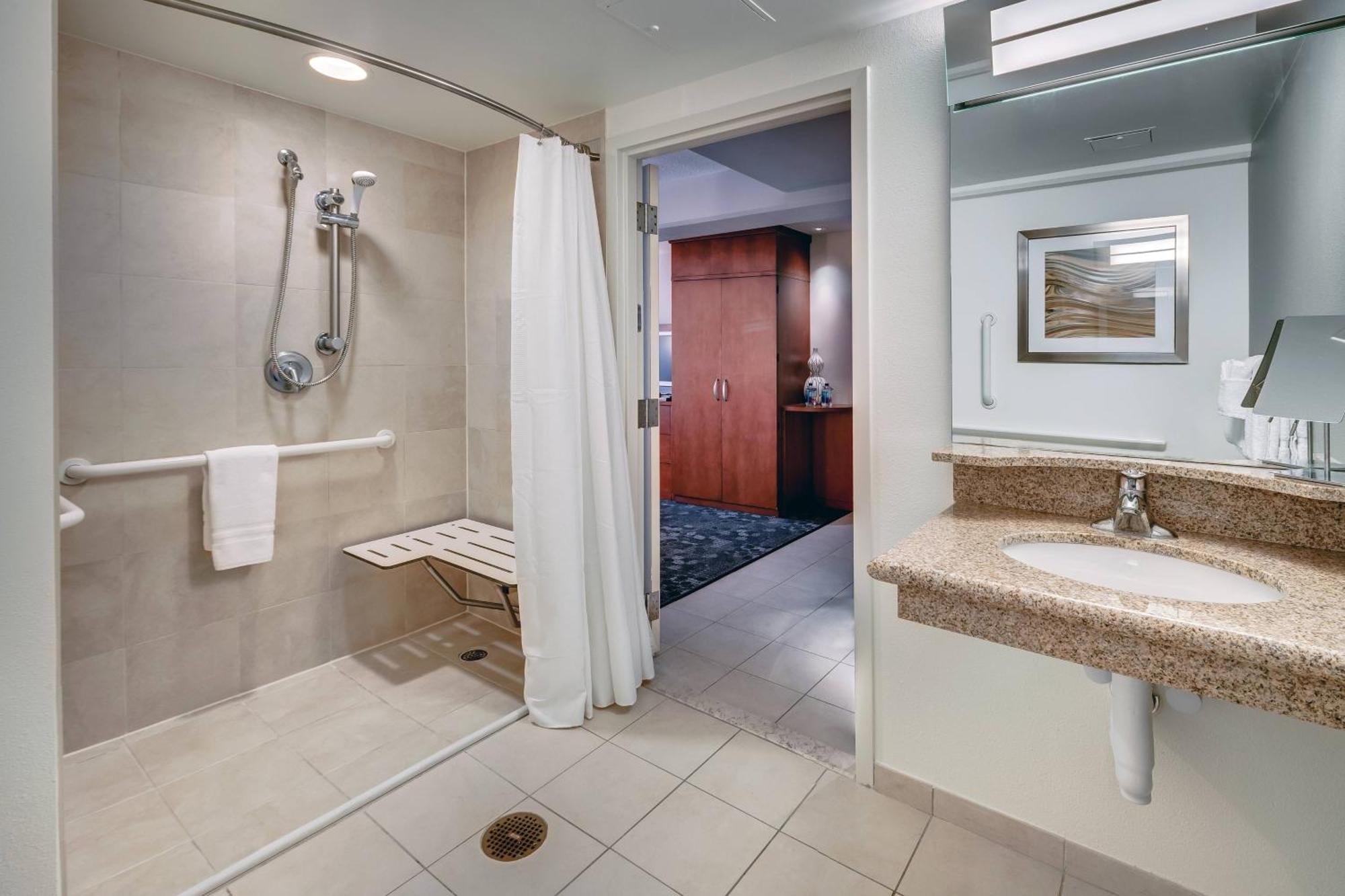 Courtyard By Marriott Jacksonville Beach Oceanfront Exterior foto